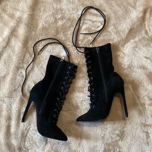 Never worn, only around the house 🤷🏻‍♀️